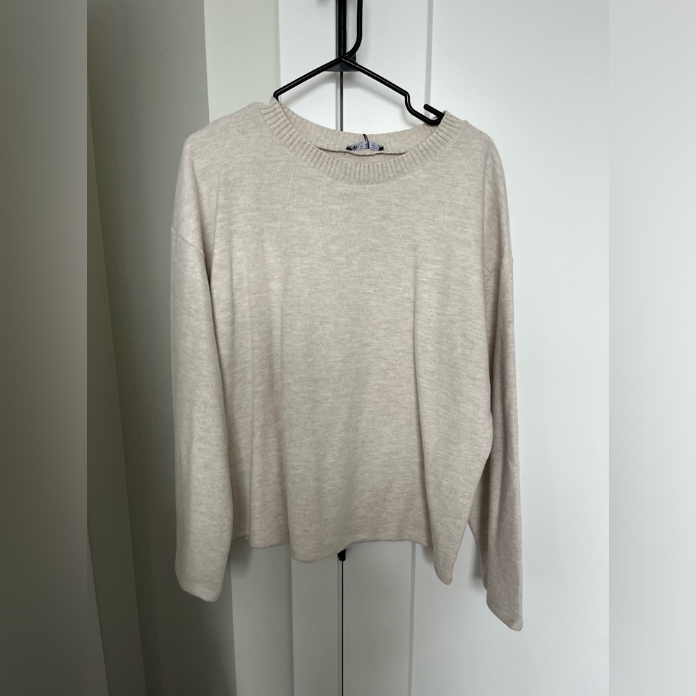 Crew neck sweater